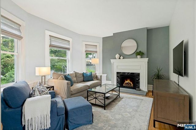 141 W End Avenue, Ridgewood, NJ 07450