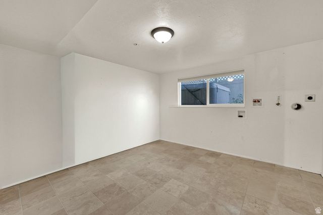 4769 OXFORD DR, Ogden, UT 84403