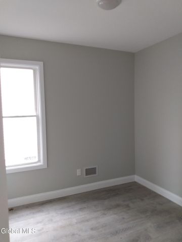 14 W Erie Street, Albany, NY 12208