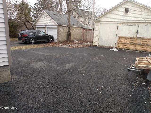 14 W Erie Street, Albany, NY 12208