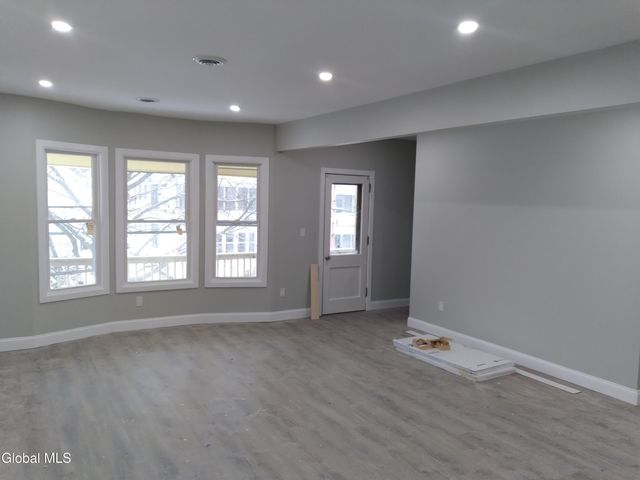 14 W Erie Street, Albany, NY 12208