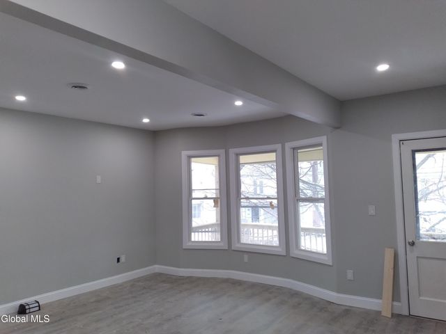 14 W Erie Street, Albany, NY 12208