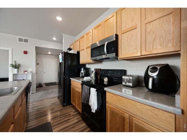 2940 Kincaid Dr 205, Loveland, CO 80538