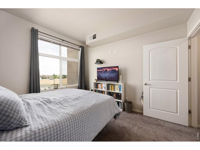 2940 Kincaid Dr 205, Loveland, CO 80538