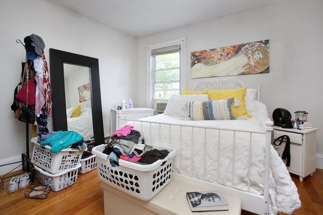 167 M St 3r, Boston, MA 02127