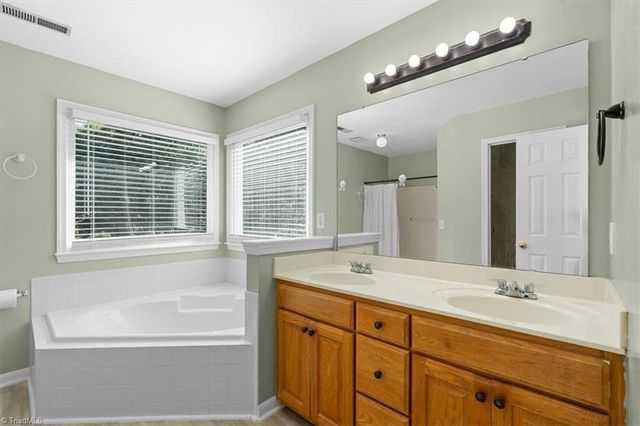 1508 Groveland Trail, Greensboro, NC 27407
