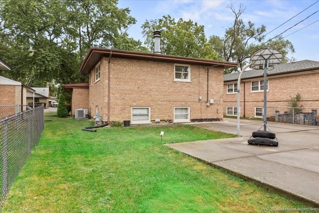 10436 S Kildare Avenue, Oak Lawn, IL 60453