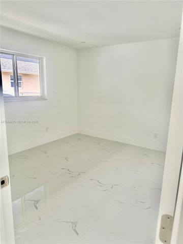 316 N 61st Ave, Hollywood, FL 33024