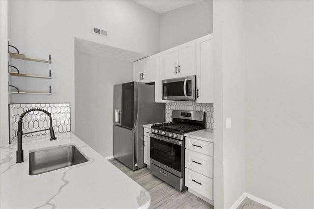 1079 Coventry Way, B, Marysville, OH 43040