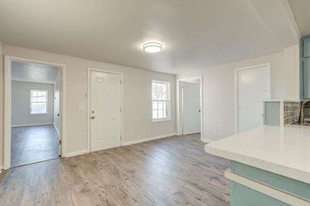 806 E Lons Street, Brownfield, TX 79316