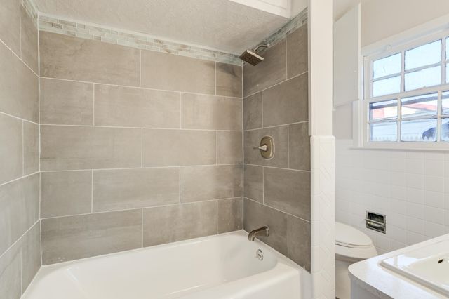 806 E Lons Street, Brownfield, TX 79316