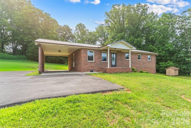 3695 Bradley Road, Morganton, NC 28655
