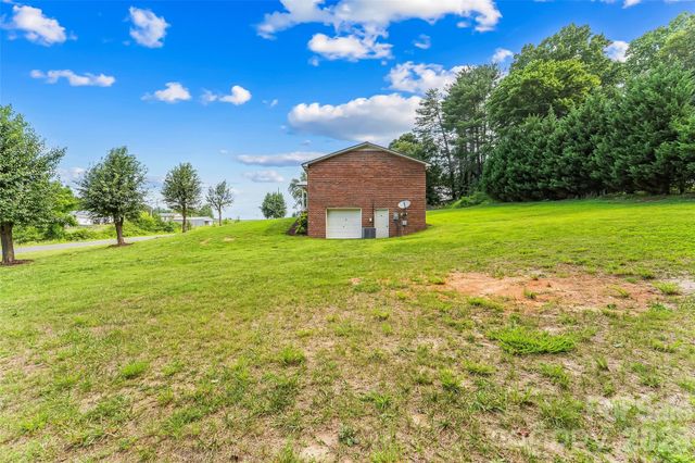 3695 Bradley Road, Morganton, NC 28655