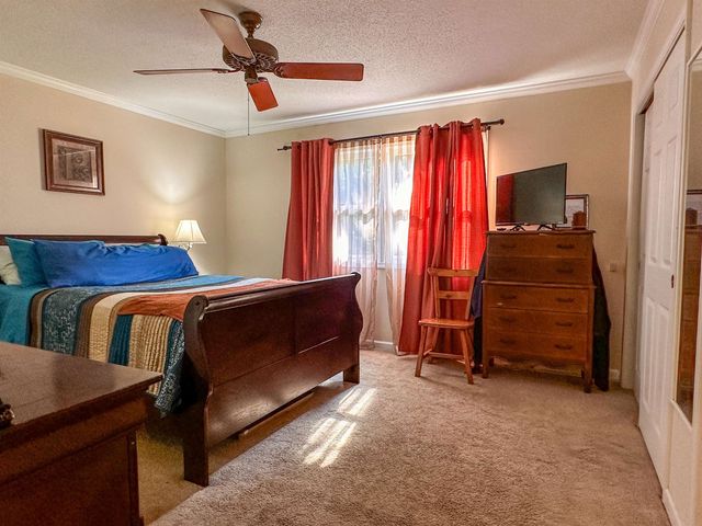 5 Ustisti Circle, Cherokee Village, AR 72529