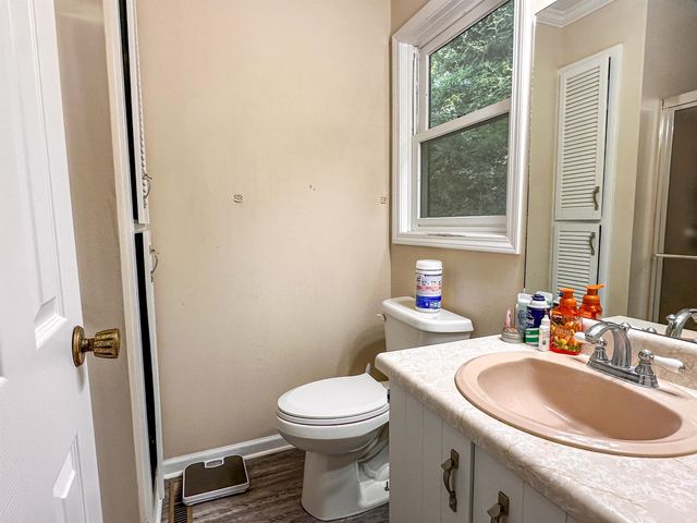 5 Ustisti Circle, Cherokee Village, AR 72529