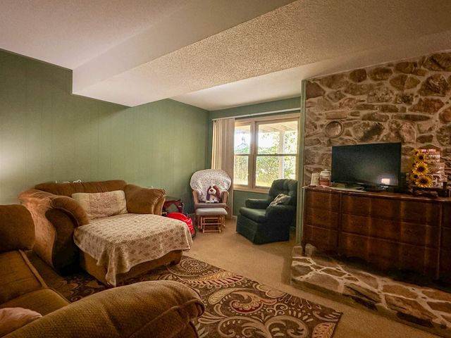 5 Ustisti Circle, Cherokee Village, AR 72529