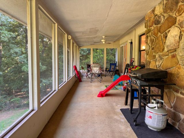 5 Ustisti Circle, Cherokee Village, AR 72529