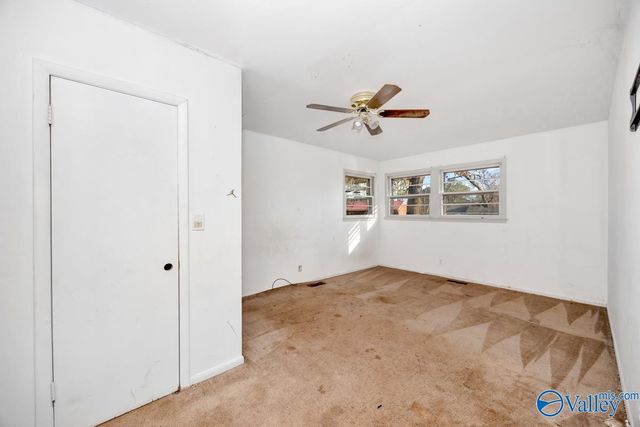 2216 Harris Road NW, Huntsville, AL 35810