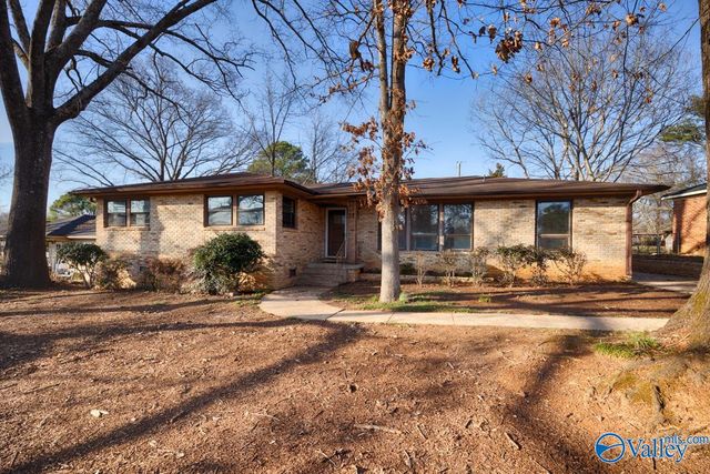 2216 Harris Road NW, Huntsville, AL 35810