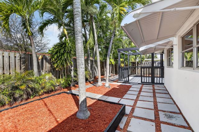 5731 NE 17th Terrace, Fort Lauderdale, FL 33334