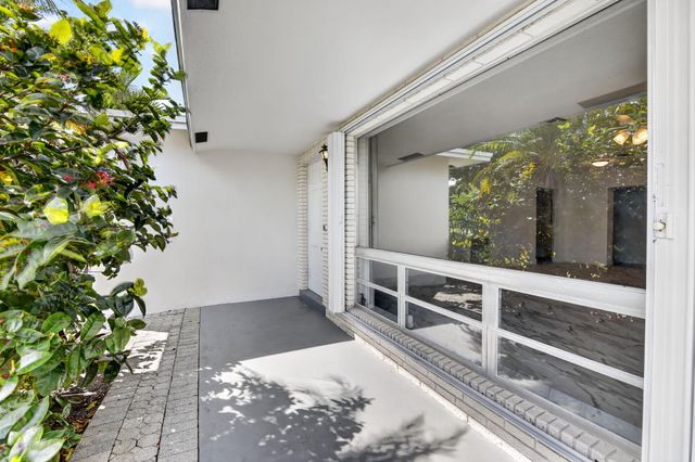 5731 NE 17th Terrace, Fort Lauderdale, FL 33334