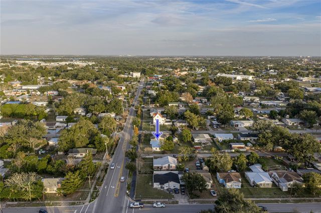 527 PILAKLAKAHA AVENUE, Auburndale, FL 33823