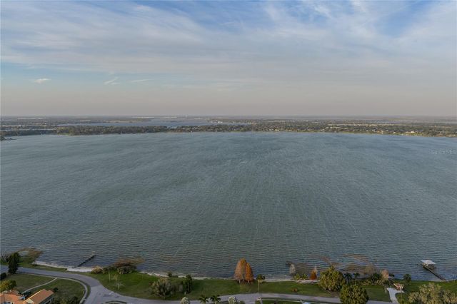 527 PILAKLAKAHA AVENUE, Auburndale, FL 33823