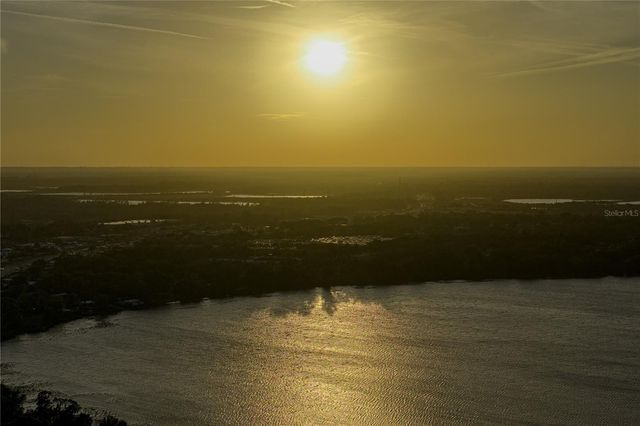 527 PILAKLAKAHA AVENUE, Auburndale, FL 33823