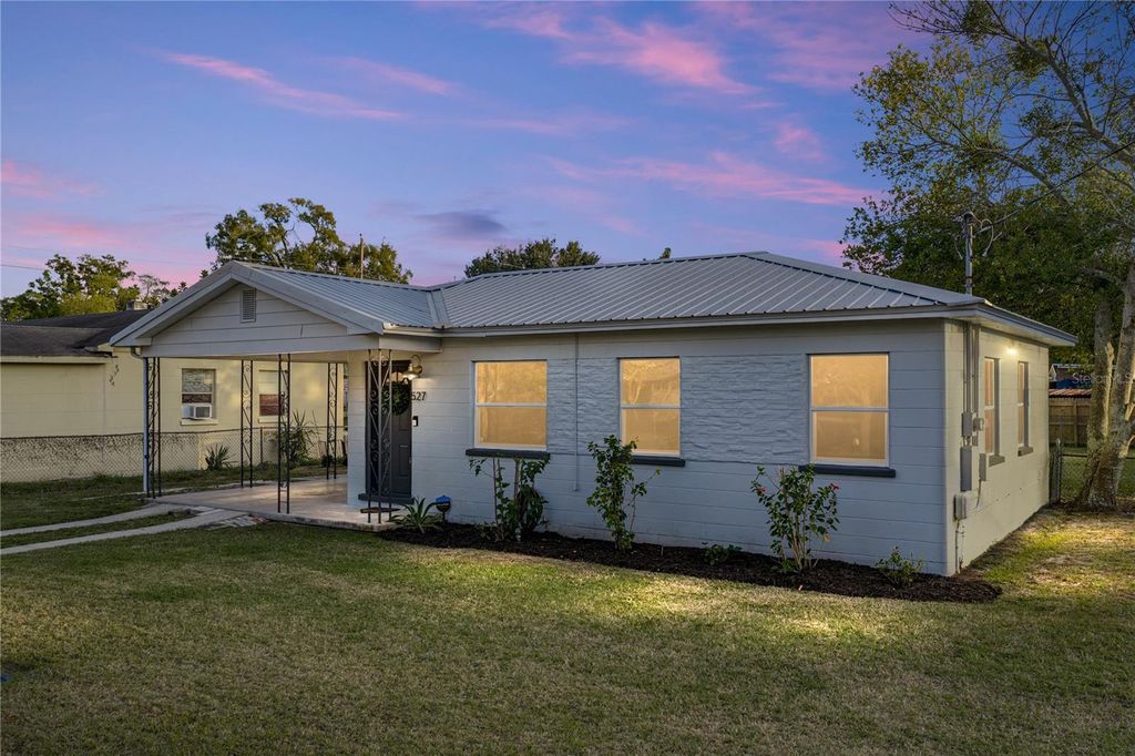 527 PILAKLAKAHA AVENUE, Auburndale, FL 33823