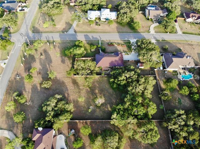 1121 Stagecoach Trail, San Marcos, TX 78666