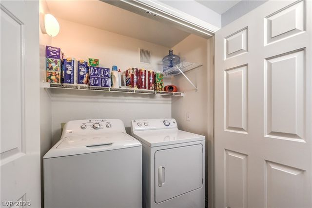 1830 North Buffalo Drive 2090, Las Vegas, NV 89128