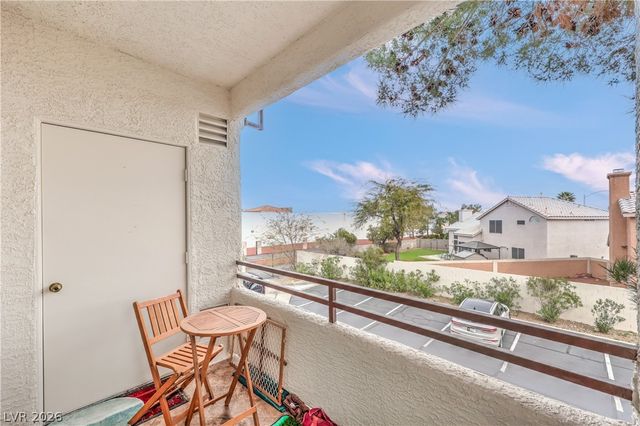 1830 North Buffalo Drive 2090, Las Vegas, NV 89128