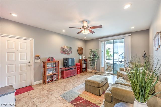 1830 North Buffalo Drive 2090, Las Vegas, NV 89128