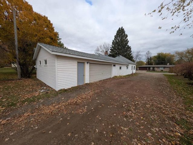 111 N FIFTH STREET, Abbotsford, WI 54405