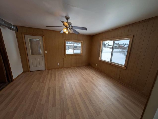 111 N FIFTH STREET, Abbotsford, WI 54405