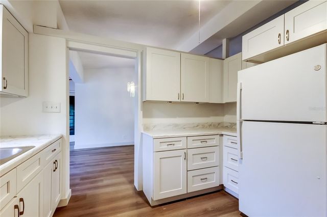 1000 39TH AVENUE NE, St Petersburg, FL 33703