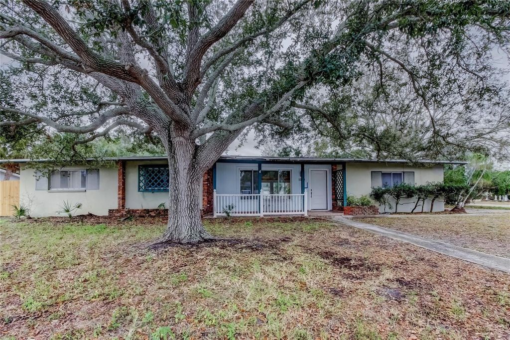 1000 39TH AVENUE NE, St Petersburg, FL 33703