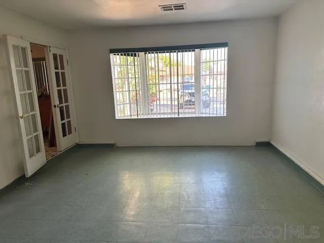 904 Salvador Guilin St West, Calexico, CA 92231