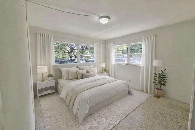 517 SW 9th Street 1, Hallandale Beach, FL 33009