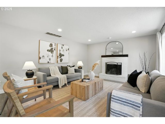 1115 Se MORGAN Rd, Vancouver, WA 98664