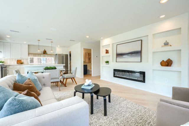 5705 Live Oak Street A, Dallas, TX 75206