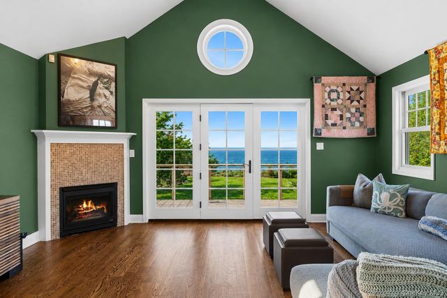 160 Sound Drive, Greenport, NY 11944