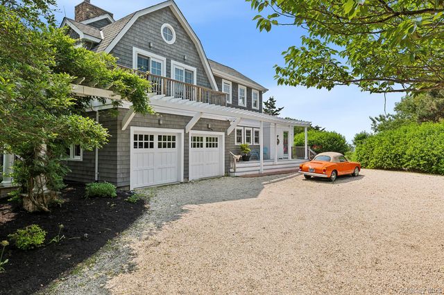 160 Sound Drive, Greenport, NY 11944