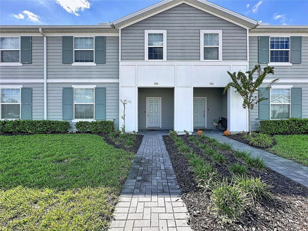 920 PARADISE DR, Davenport, FL 33837