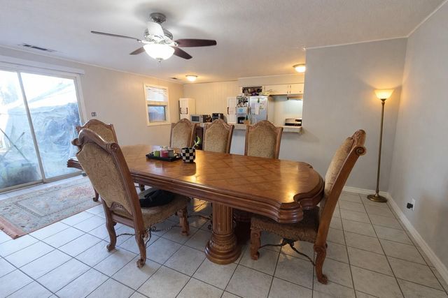 101 Gladiola Street, Lake Jackson, TX 77566