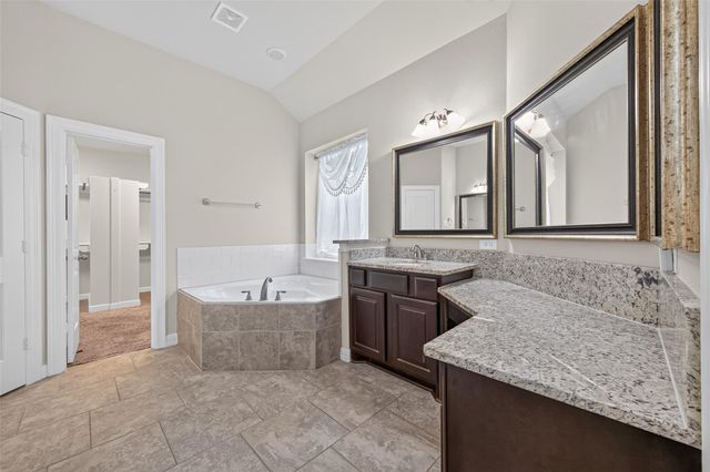 28510 Redwood Cliff Lane, Houston, TX 77336