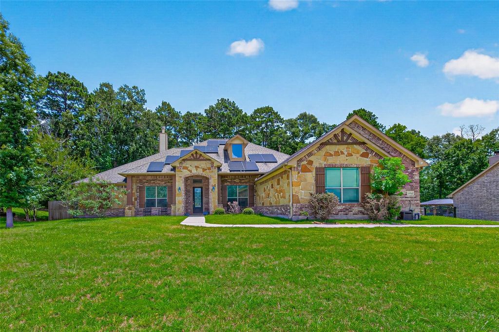 28510 Redwood Cliff Lane, Houston, TX 77336