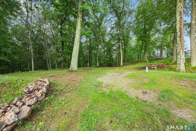 3 Boulder Creek Road, Newtown, CT 06470