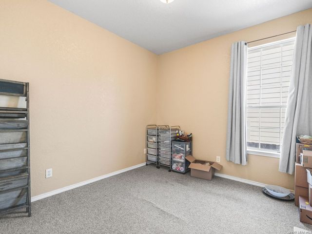 6118 Mackenzie, San Antonio, TX 78247