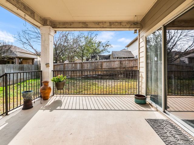 6118 Mackenzie, San Antonio, TX 78247